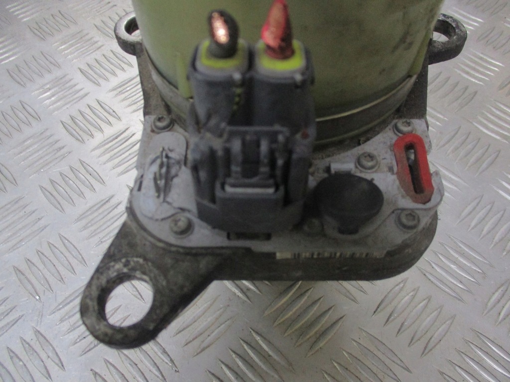 POWER PUMP FORD FOCUS MK2 1,8 16V 4M513K514CA Product image