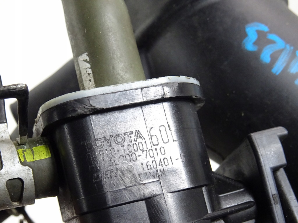 YARIS III 1.5 HYBRID VAKUUMSCHLAUCHSENSOR 17880-0M090 90910-TC001 Product image