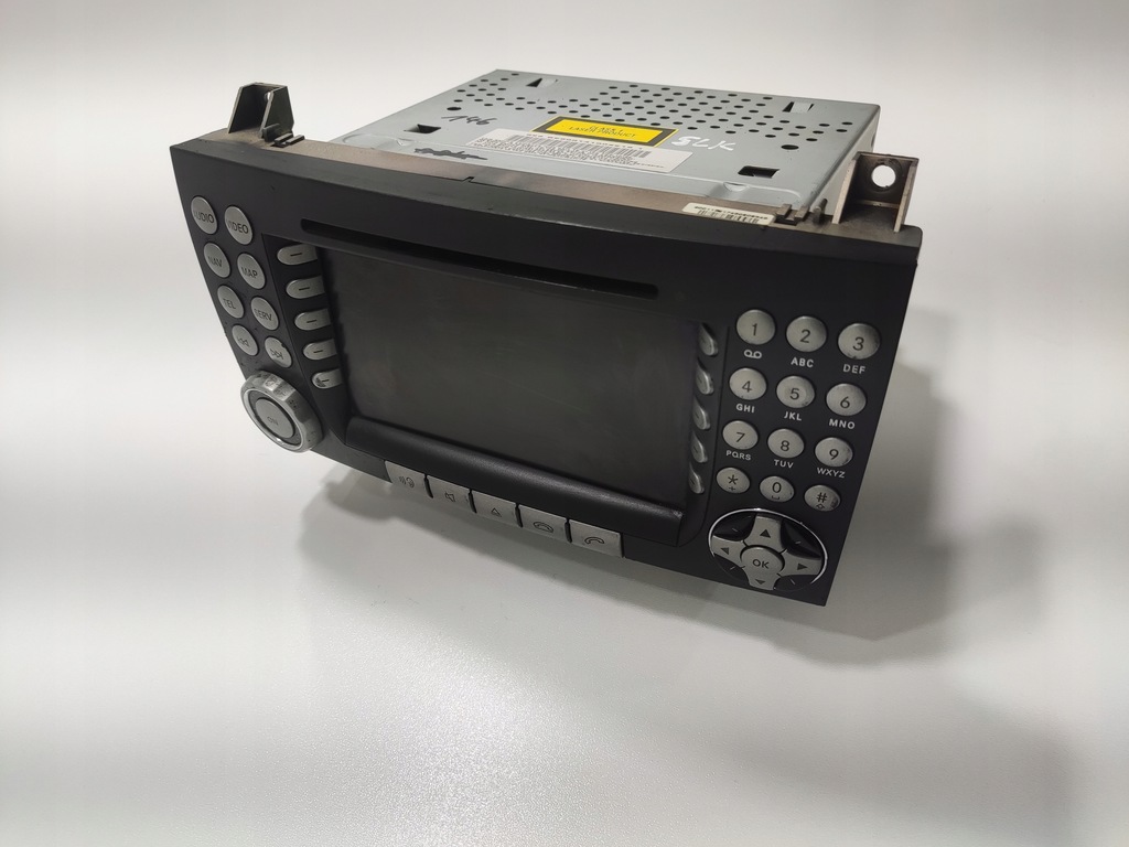 FABRIK-RADIO-NAVIGATION MERCEDES SLK II W171 R171 A1718202989 2004–2011 Product image