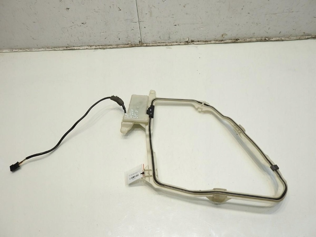 SCHLÜSSELLOSE ANTENNE TÜR LINKS VORNE 5 PIN MERCEDES W220 A2208200175 Product image