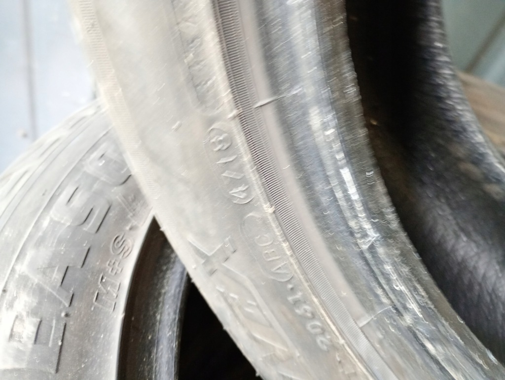 Die gesamte Saison Novex 215/55R17 5,5 mm 18R -Reifen Product image
