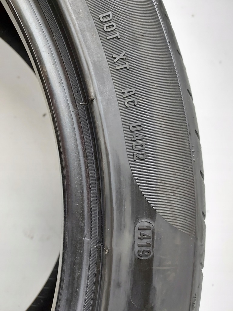 Pirelli P Zero 265/40ZR21 105 Y Product image