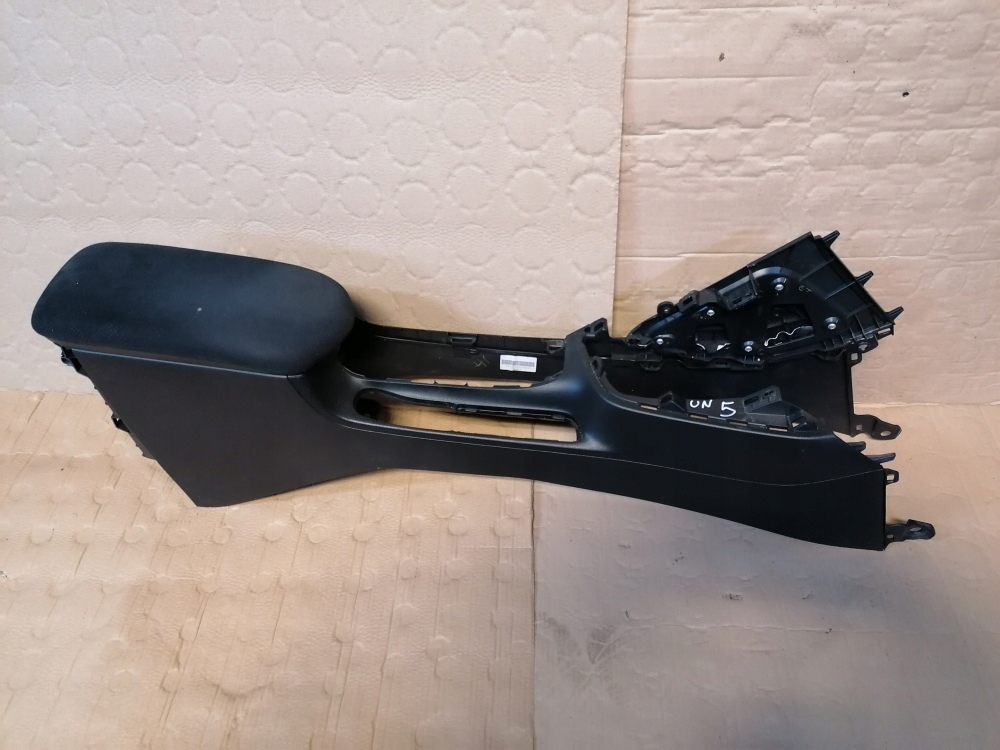 HONDA CIVIC IX 12-16 ARMLEHNENTUNNEL Product image