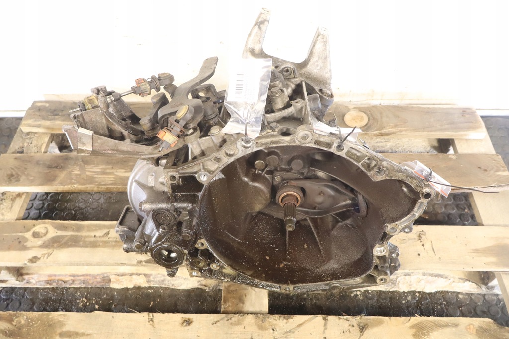 Getriebe 5 laufende Peugeot 407 2.0 16V 20dm59 Product image