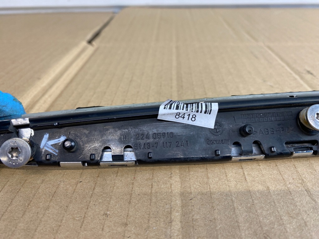 BMW E90 E91 VOR DEM ANHEBEN DER HAUBENLEISTE, LINKS, CHROM Product image