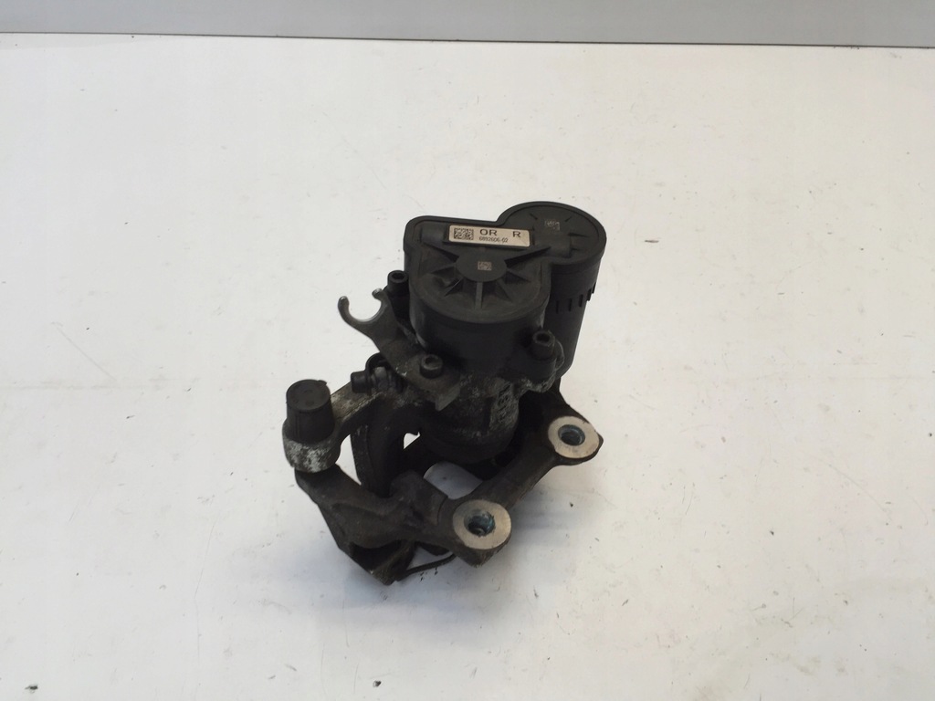 BMW 1 F40 ELEKTRISCHE BREMSZANGE HINTEN RECHTS Product image