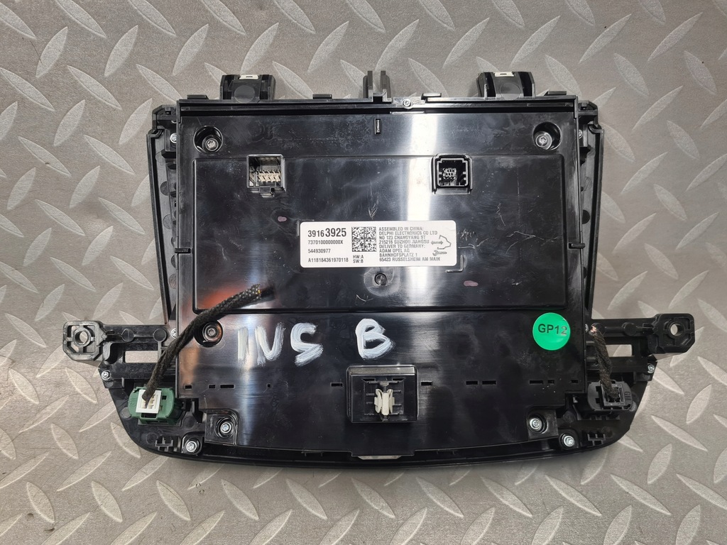 RADIO-NAVIGATIONSBILDSCHIRMANZEIGE OPEL INSIGNIA II B 39163925 Product image