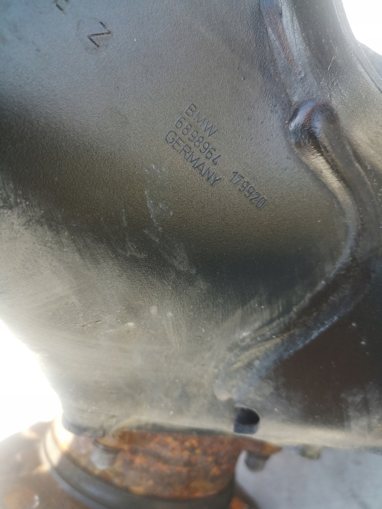 Achsschenkel-Stoßdämpfer rechts hinten BMW 6898964 F40 Product image