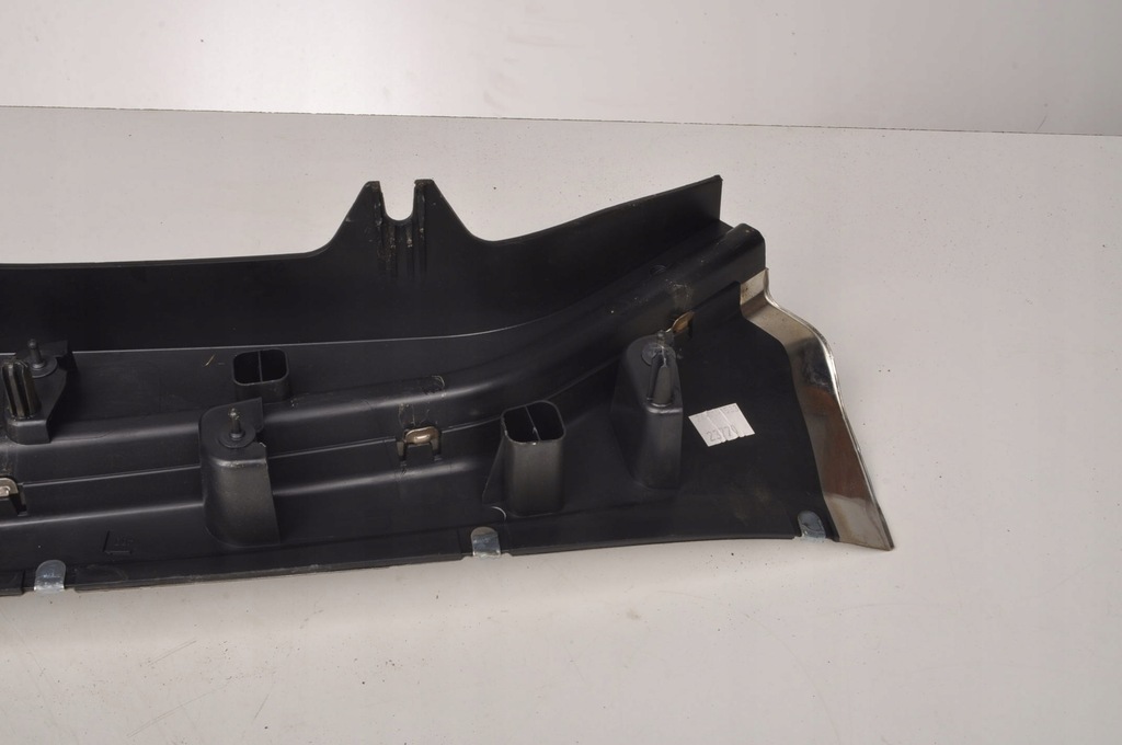 VOLVO V60 KOFFERRAUM FAHRERABDECKUNG 31403589 Product image