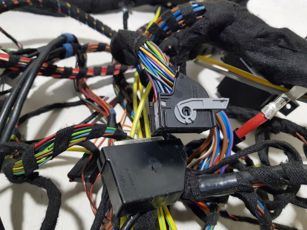 BATTERIEMODUL STAMMKABELBAUM MERCEDES SL R230 W230 2305400945 Product image