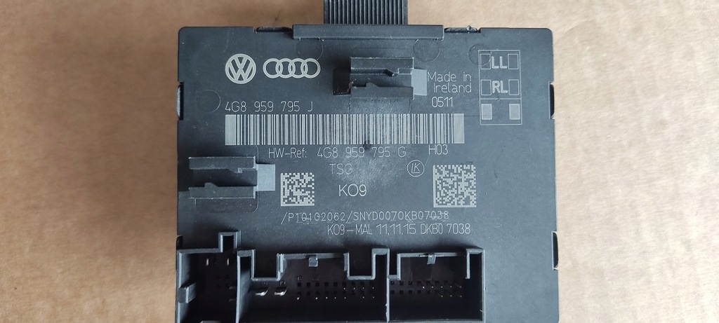 AUDI A6 C7 Türsteuerung links hinten 4G8959795J Product image