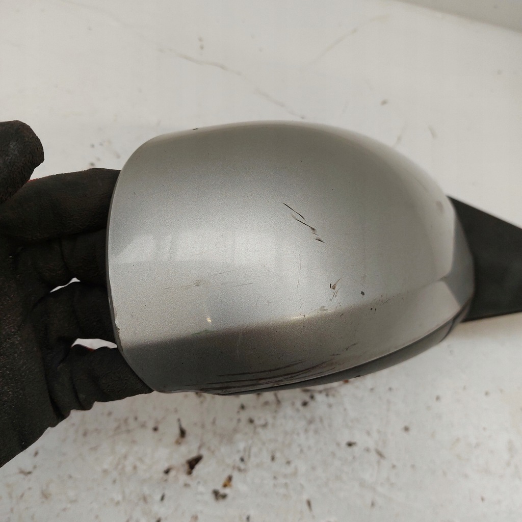 HYUNDAI TERRACAN SPIEGEL RECHTS 5PIN Product image