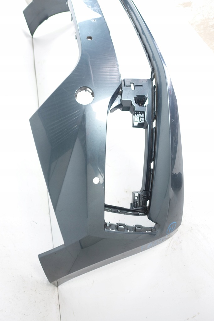 Skoda Scala 657 2019- vordere Stoßstange 657807221 Product image