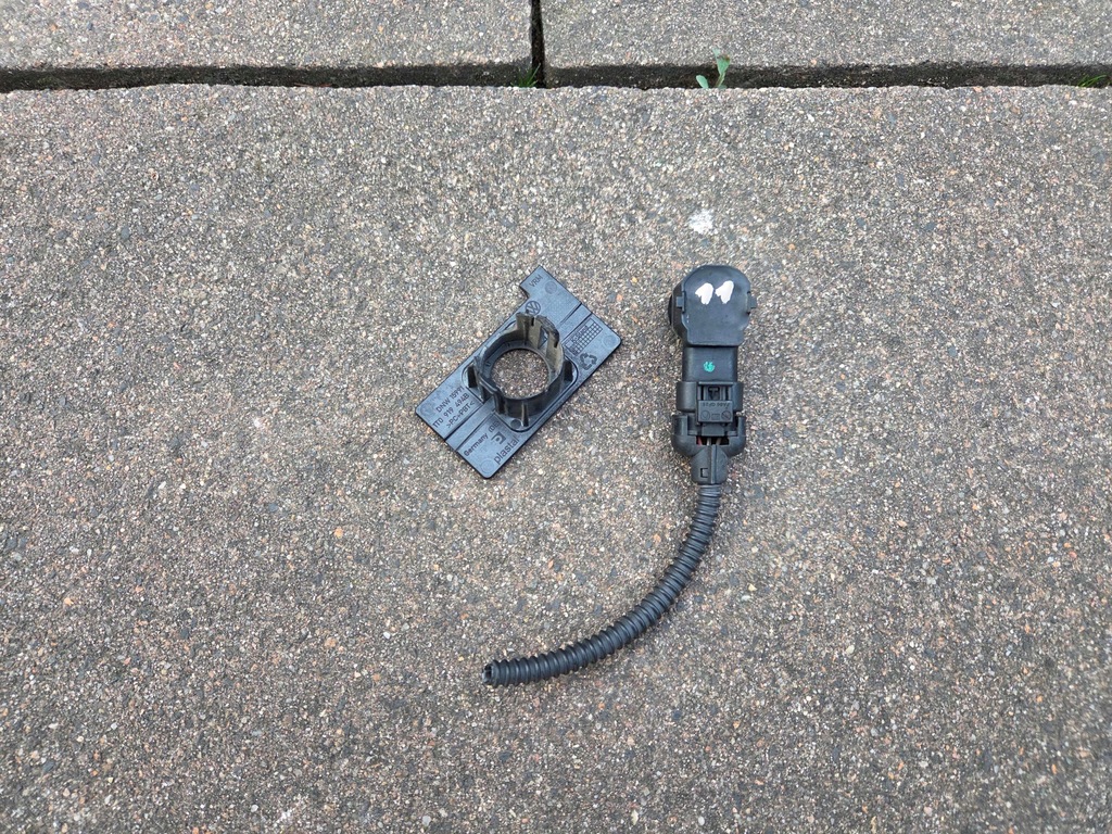 VW Touran Lift PDC-Sensor+Waldfixierung 4H0919275 1T0919494B 10-2015 Product image