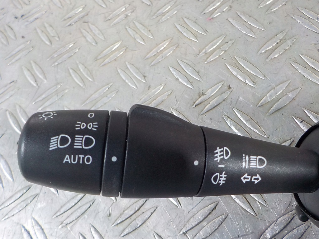 Renault Captur I 13- KOMBISCHALTER Product image