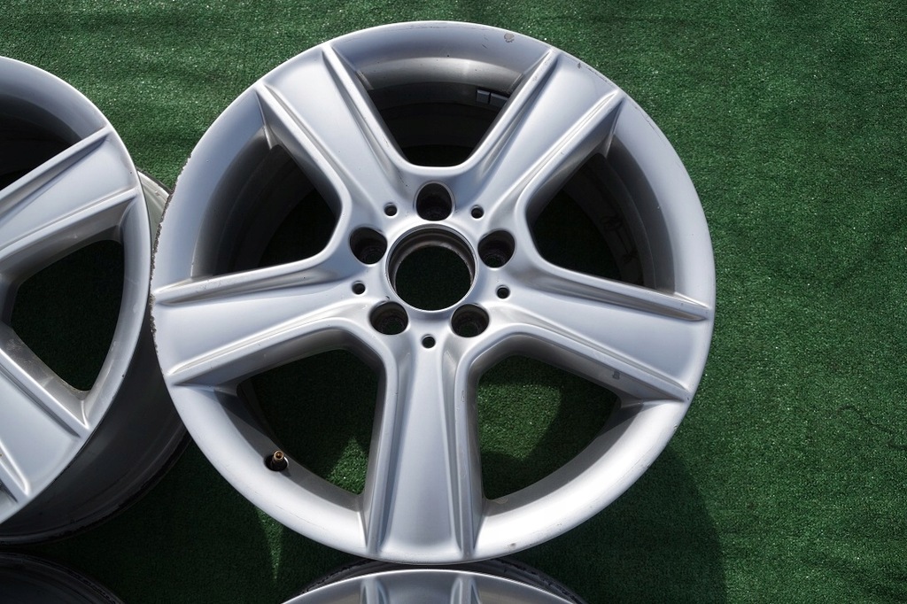 MERCEDES C-KLASSE W204 LEICHTMETALLFELGEN ORIGINAL Product image