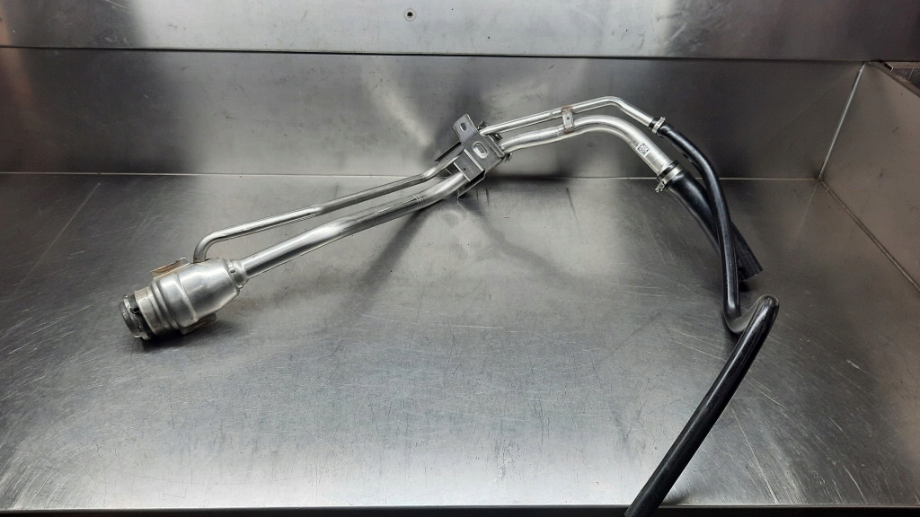 Kraftstofffüllerrohr 31432332 Volvo V40 II 12-18 Benzin Product image