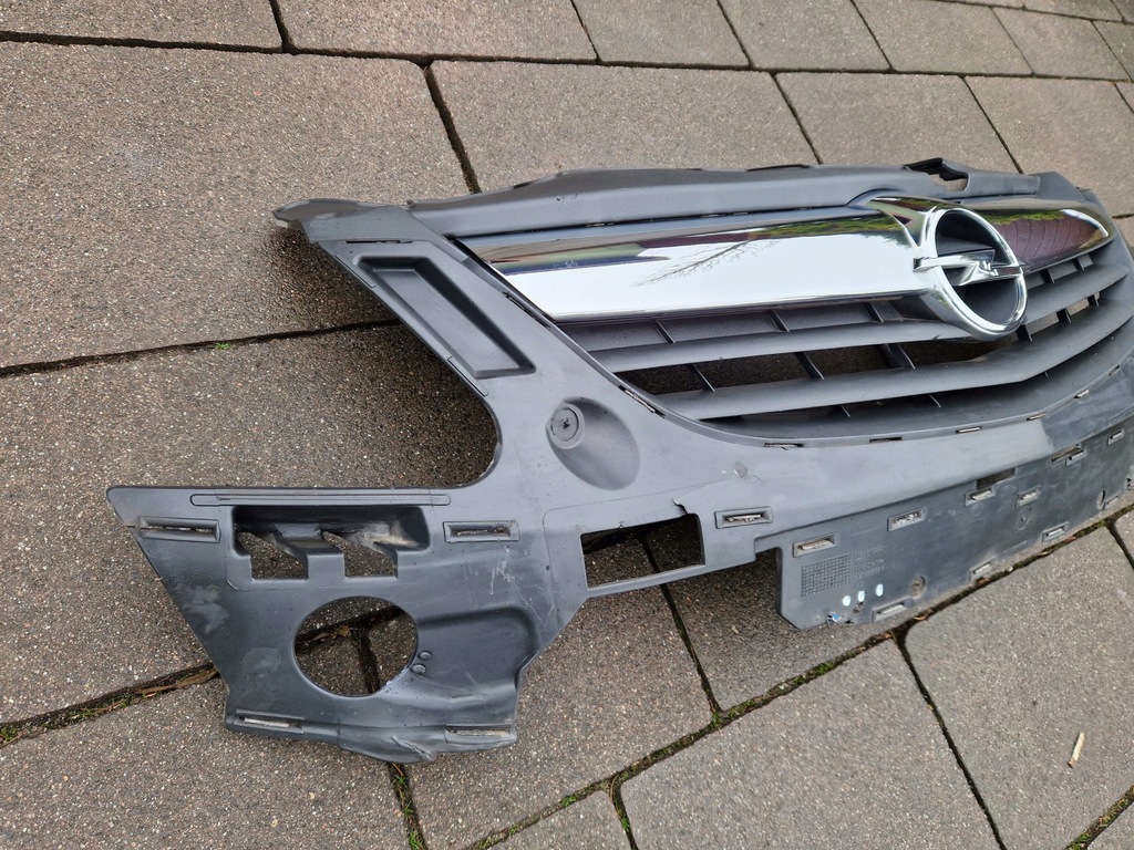 Opel Corsa D Vor dem Aufheben der vorderen Stoßfänger Dummy Chrom 13179940 06-2011 Product image
