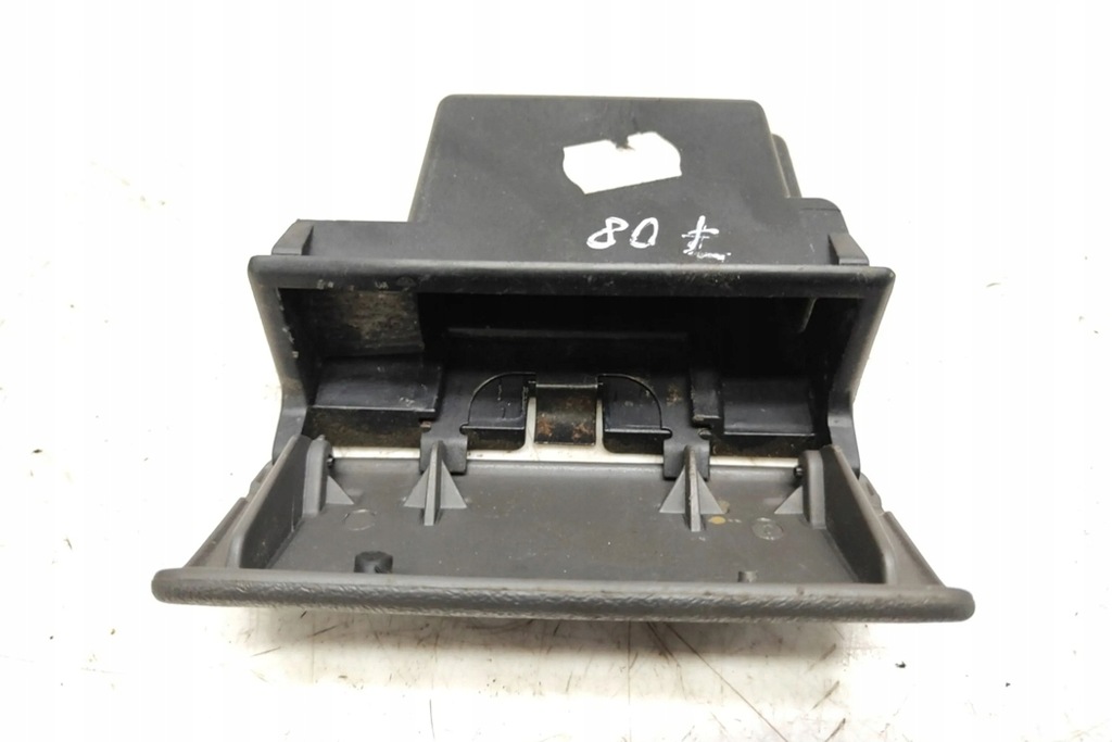 Ford Transit Gracy (FA_ _) Aschtray YC1XV04810AJW 2.4L Diesel 66 kW Product image