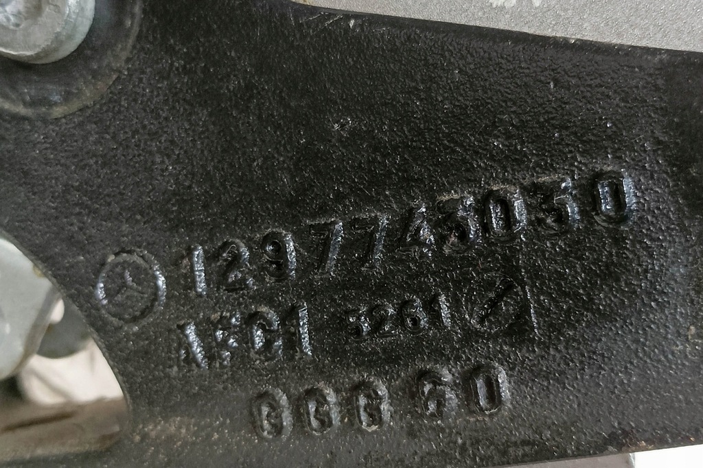 Mercedes-Benz SL Dach (R129) 1297743030 3.2l Benzin 170 kW 1996 Product image