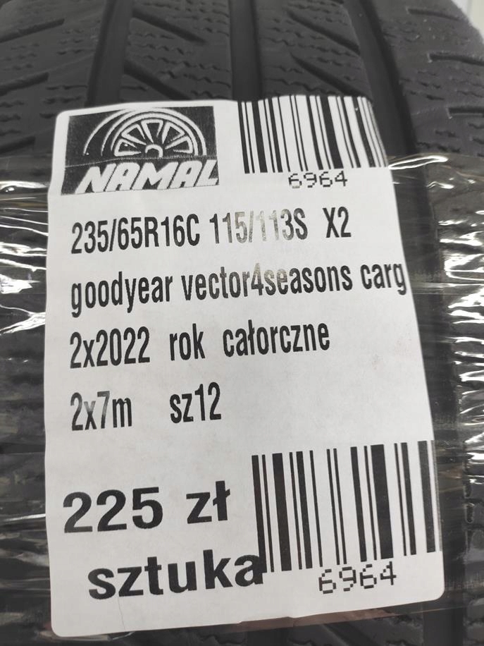 235/65r16c Goodyear 2022, alle Reifen 7 mm 6964 Product image
