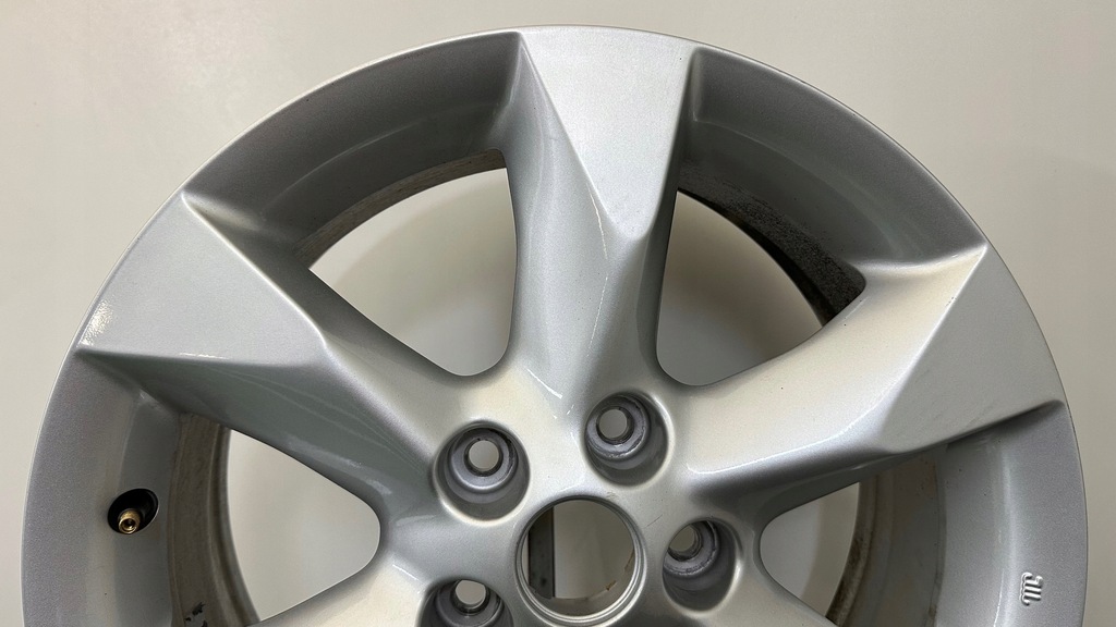 1FA Felge 17 Nissan 5x114,3 7J ET47 ø66,1 D0300-BA61A Product image