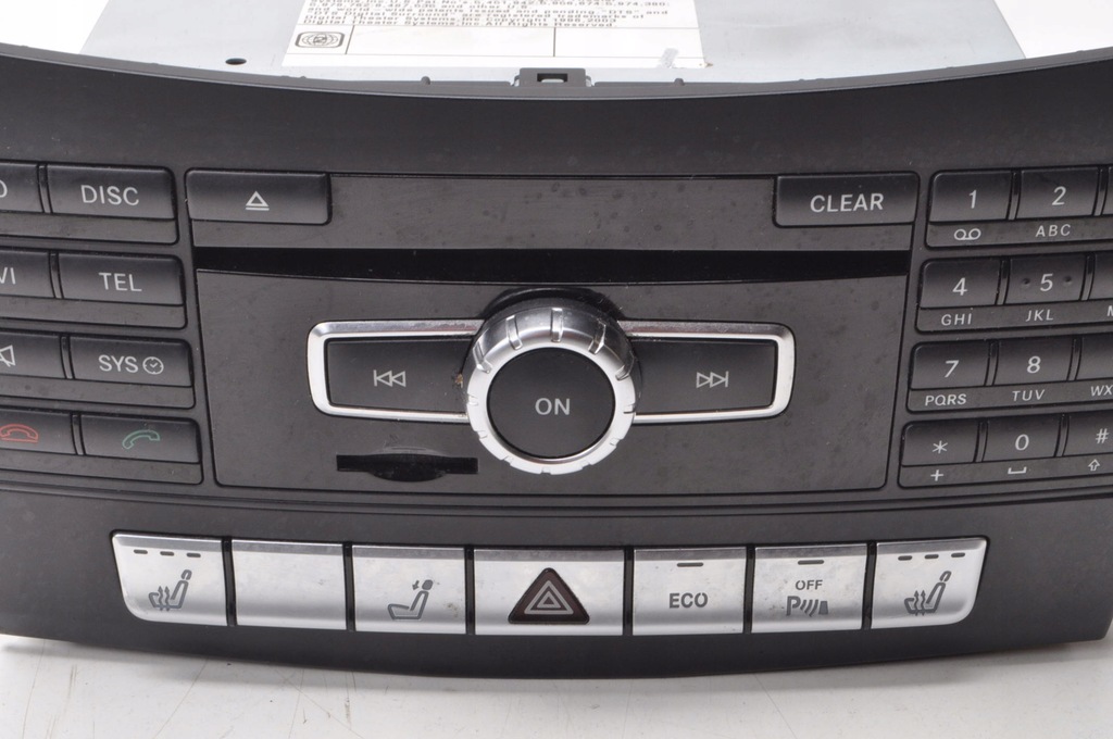 MERCEDES W212 W218 LIFT RADIO NAVIGATION A2129006423 Product image