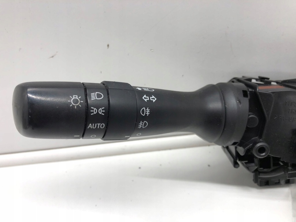 KOMBISCHALTER TOYOTA AVENSIS T27 173832 09-18 SCHALTER Product image