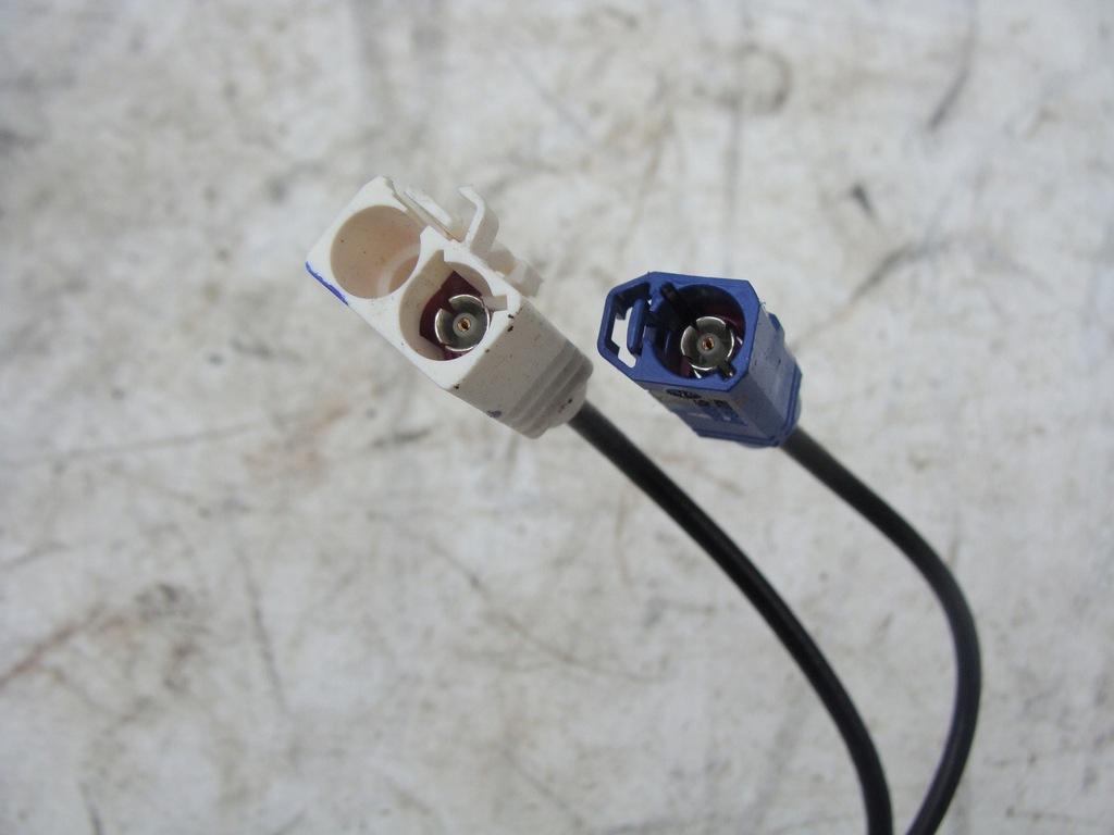 ANTENNENKABELBAUM CITROEN C3 III 9813715080 Product image