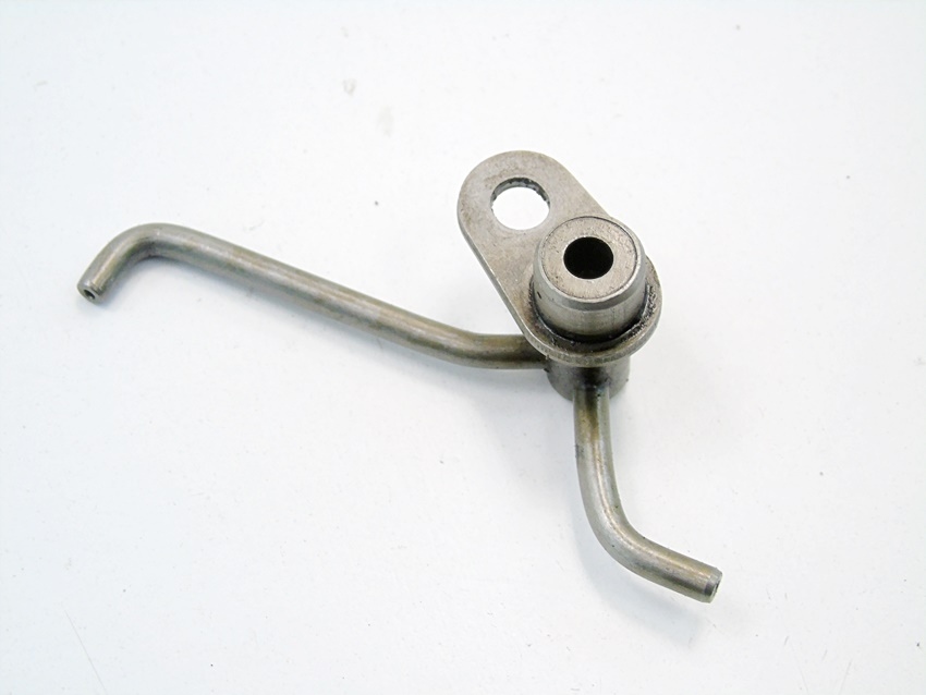 STEUERÖLDÜSE 1,3 16V VVTI YARIS RACTIS 2SZ Product image
