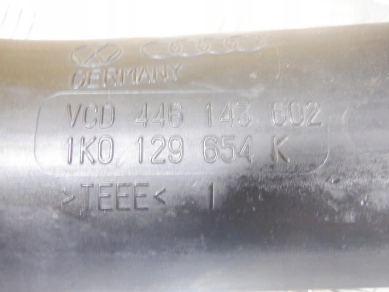 VW PASSAT B6 TDI LADELUFTKÜHLERROHR 1K0129654K Product image