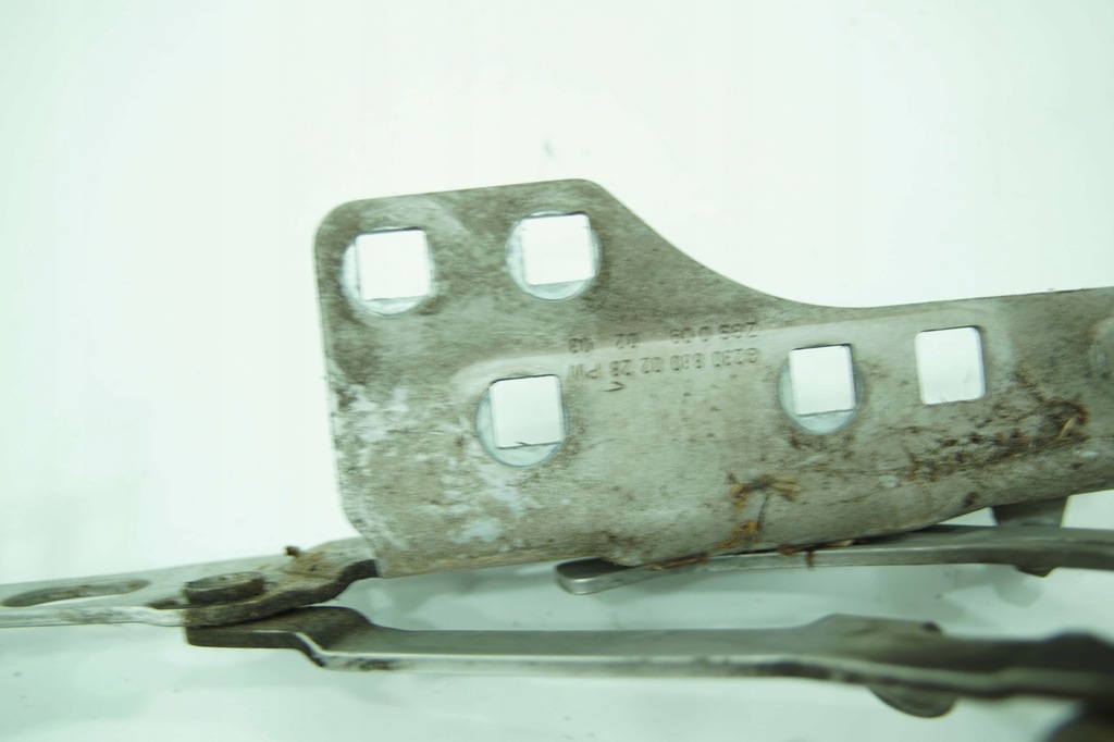 HAUBENSCHARNIER FARBE 744 MERCEDES SL R230 Product image