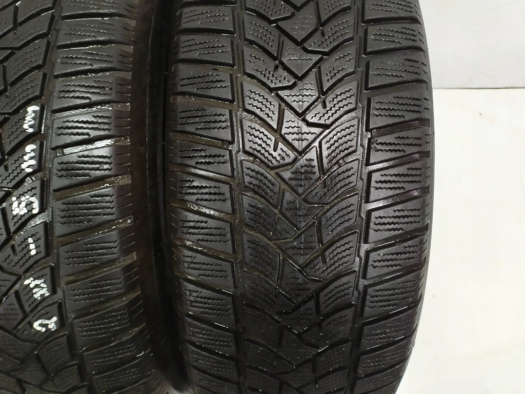 WINTERREIFEN 205/60/16 DUNLOP WINTER SPORT 5 Product image