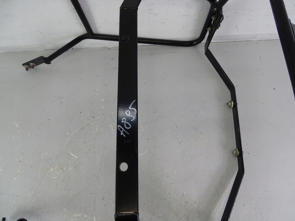 A895 Honda Suzuki Yamaha Kawasaki Gepäckträger, hintere Kofferhalterung Product image