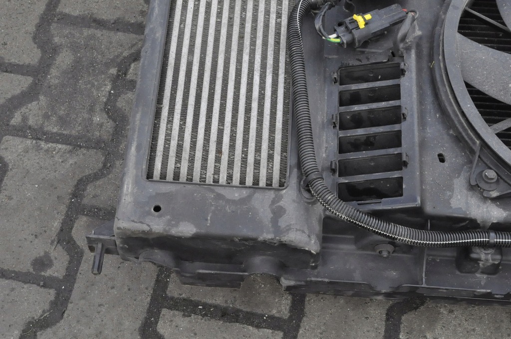 PEUGEOT 3008 UND KÜHLER SET 9680533480 9684214480 Product image