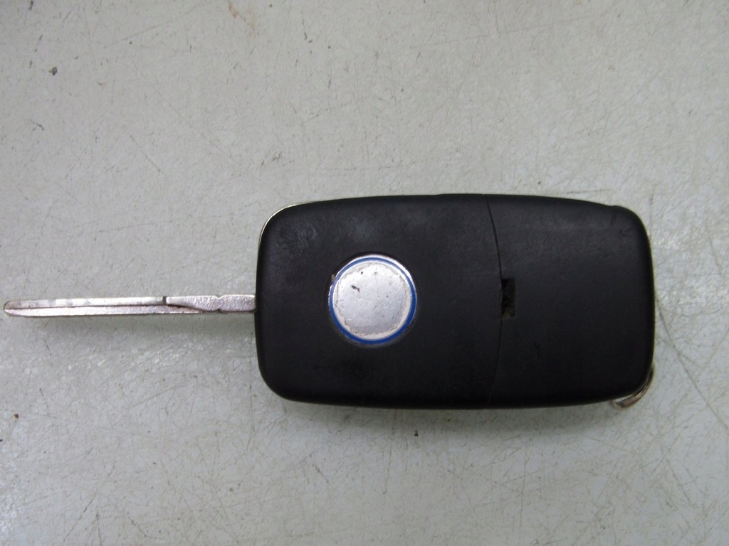 PASSAT B5 1.9 TDI 00R ZÜNDSCHALTER MIT SCHLÜSSEL 4B0905851A Product image
