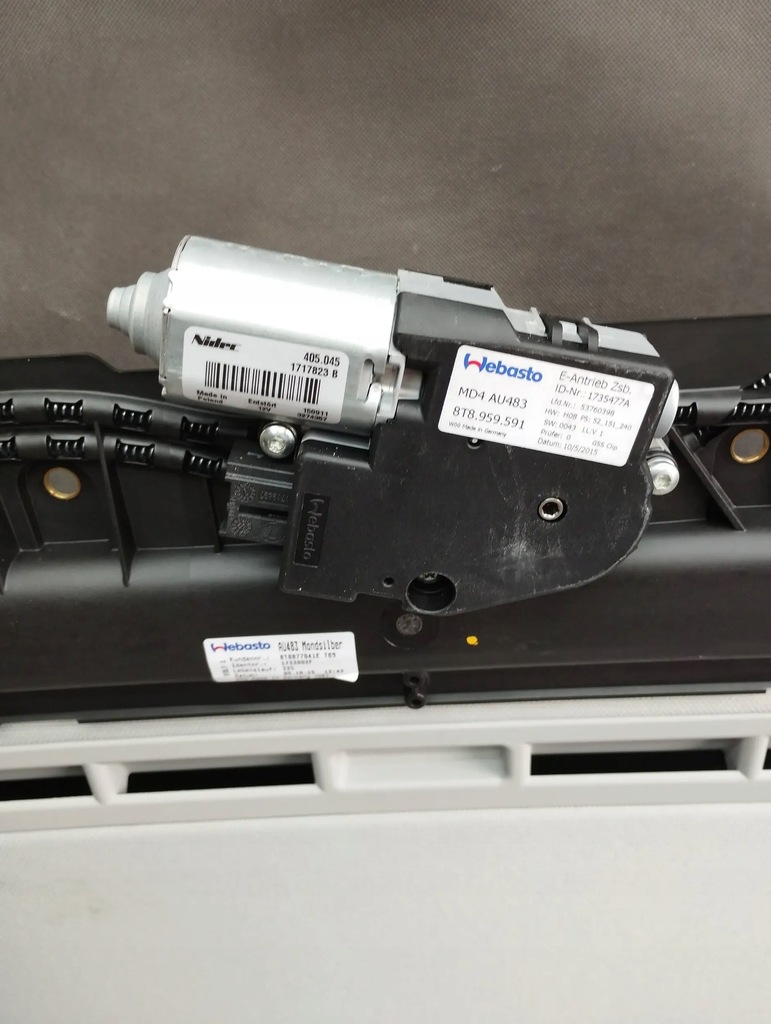 Audi A5 Sportback 8TA Schiebedach 8T8877041E Product image