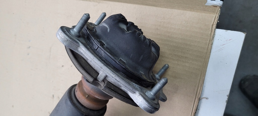 A6 C7 4G LIFT MONTAGEGRIFF STOSSDÄMPFER LINKS VORNE 4G0031C Product image