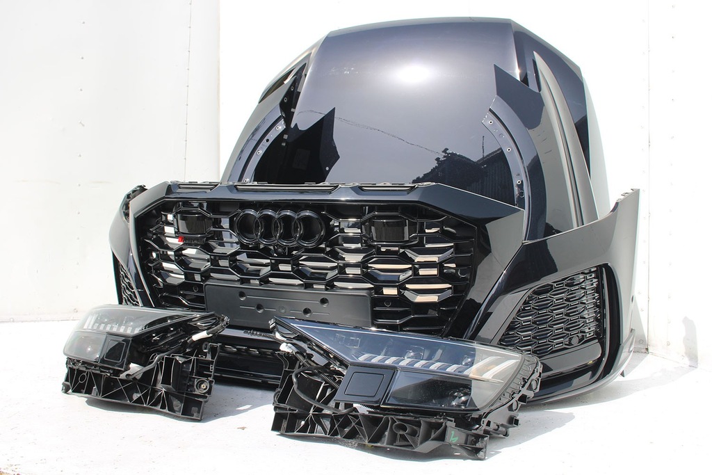 Audi RSQ8 Frontmatrix -Maske Madguard Stoßstange Gürtel Product image