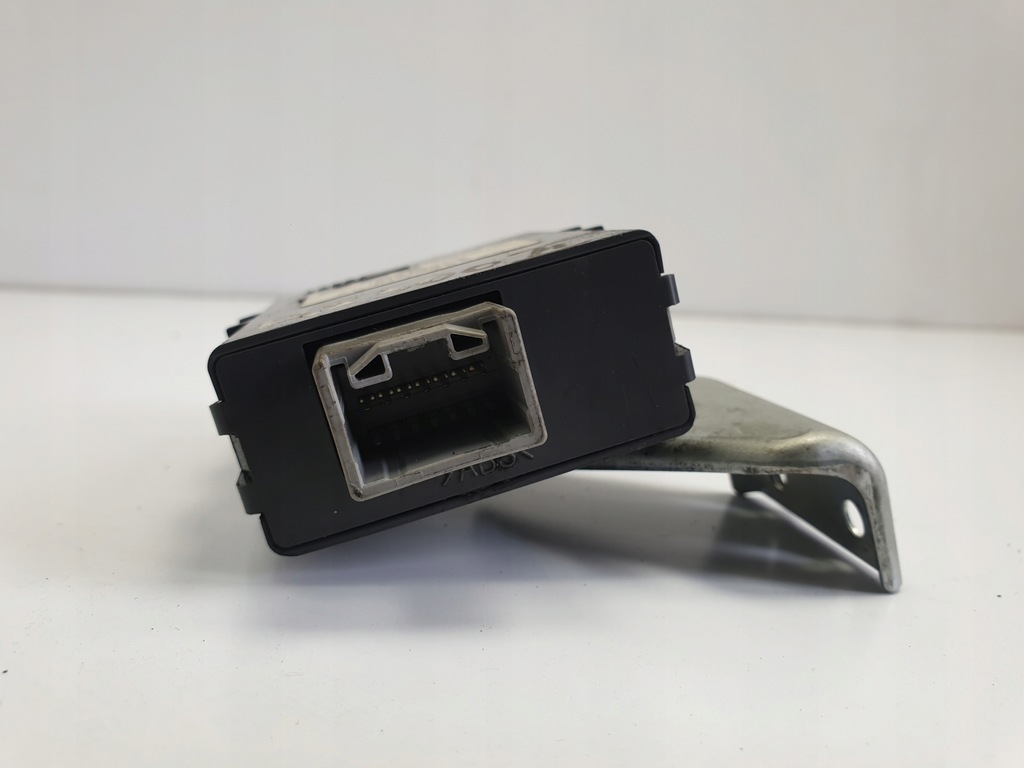 Lexus RX RX300 II SENSOR-GATEWAY-MODUL 89111-48020 Product image