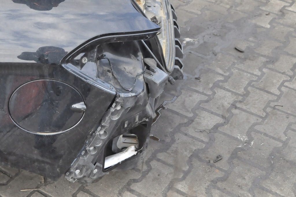FORD FIESTA MK8 GESAMTER HINTERER ASS HINTERER GÜRTELKOTFLÜGEL LINKS RECHTS Product image