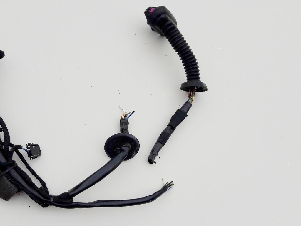 Audi A8 II D3 Türstecker-Kabelbaum, rechts vorne 02- Product image
