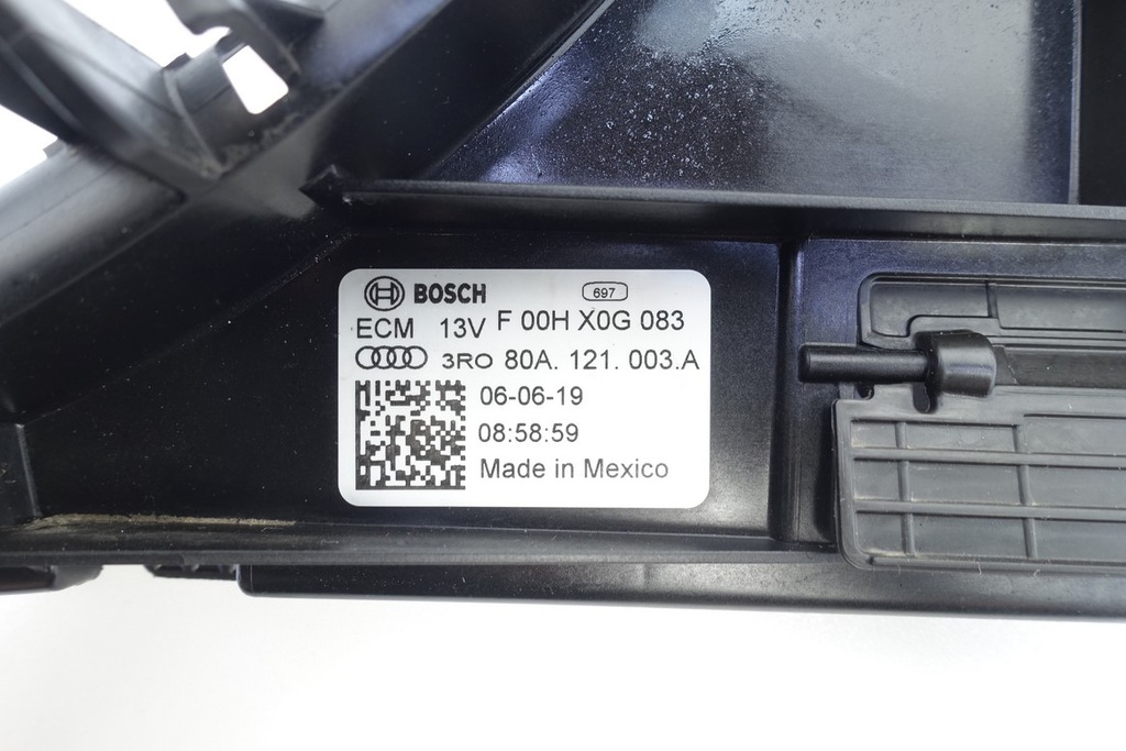 KÜHLERLÜFTERGEHÄUSE AUDI Q5 80A121003A Product image