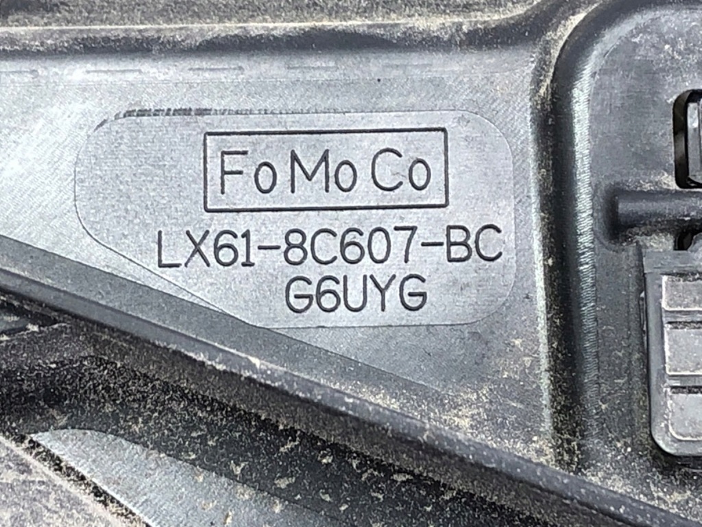 LX61-8C607-BC Ford Escape IV 2.0b 19-24 Lüftergehäuse Product image