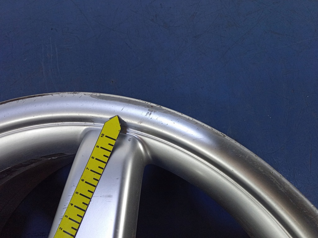 MERCEDES W210 Alufelgen 8JX18 5X112 ET30 Product image