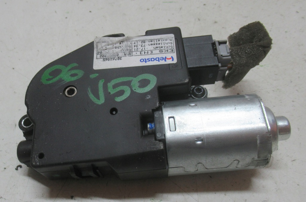 VOLVO V50 2.4 D 06R COMBI SCHIEBEDACHMOTOR 4N51-F53508AD Product image