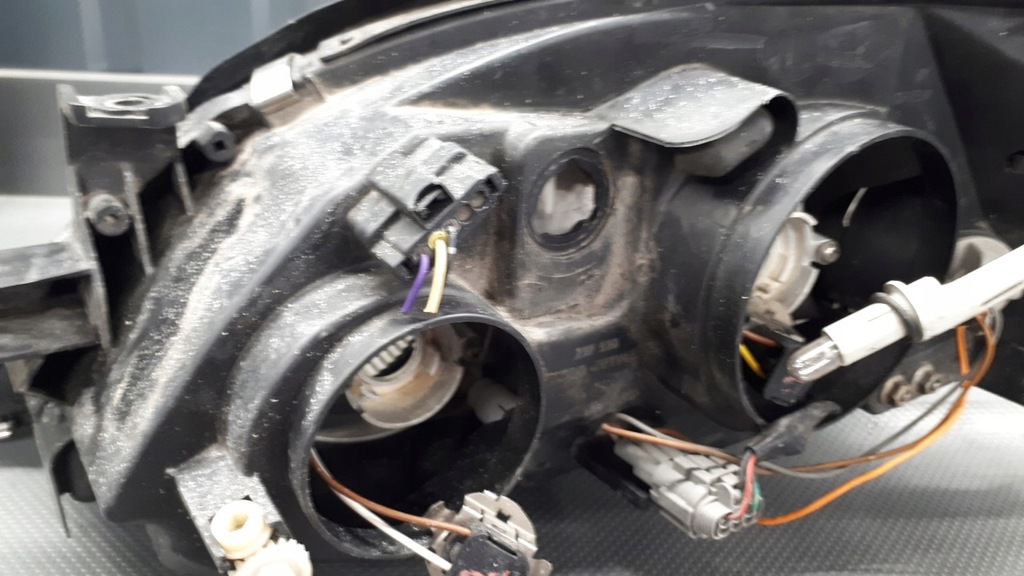Rechte Scheinwerfer Nissan Premierminister P12 02r Product image