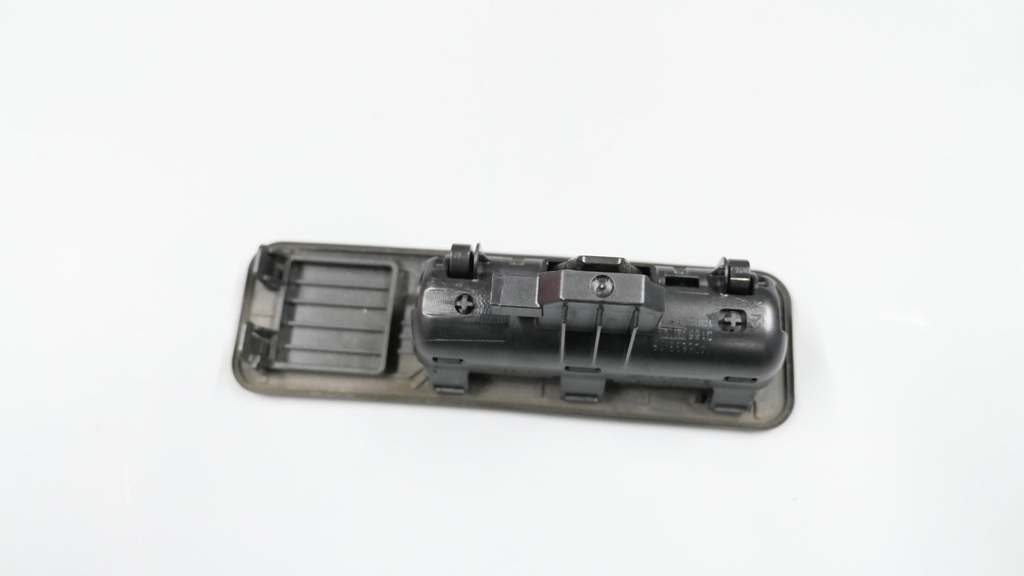 BMW G01 G20 G21 Kofferraumdeckel-Griffknopf 7405633 Product image
