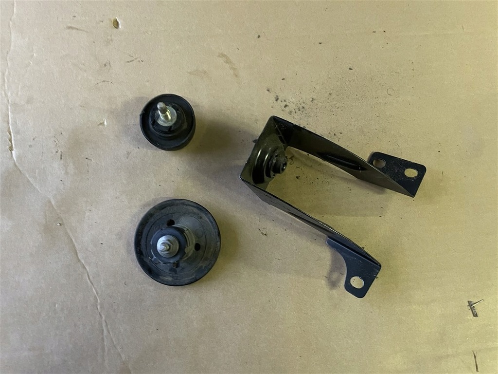 2X MAGNETE HINTERTÜRMAGNET 270'' RENAULT MASTER III IV 10- Product image