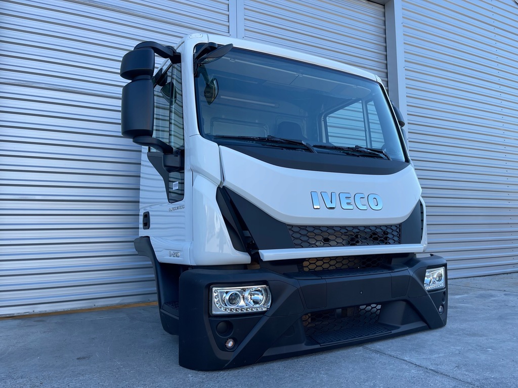 IVECO EUROCARGO MLC 75, 120.150 TAGE KABINE HOHER STOßSTANGE Product image